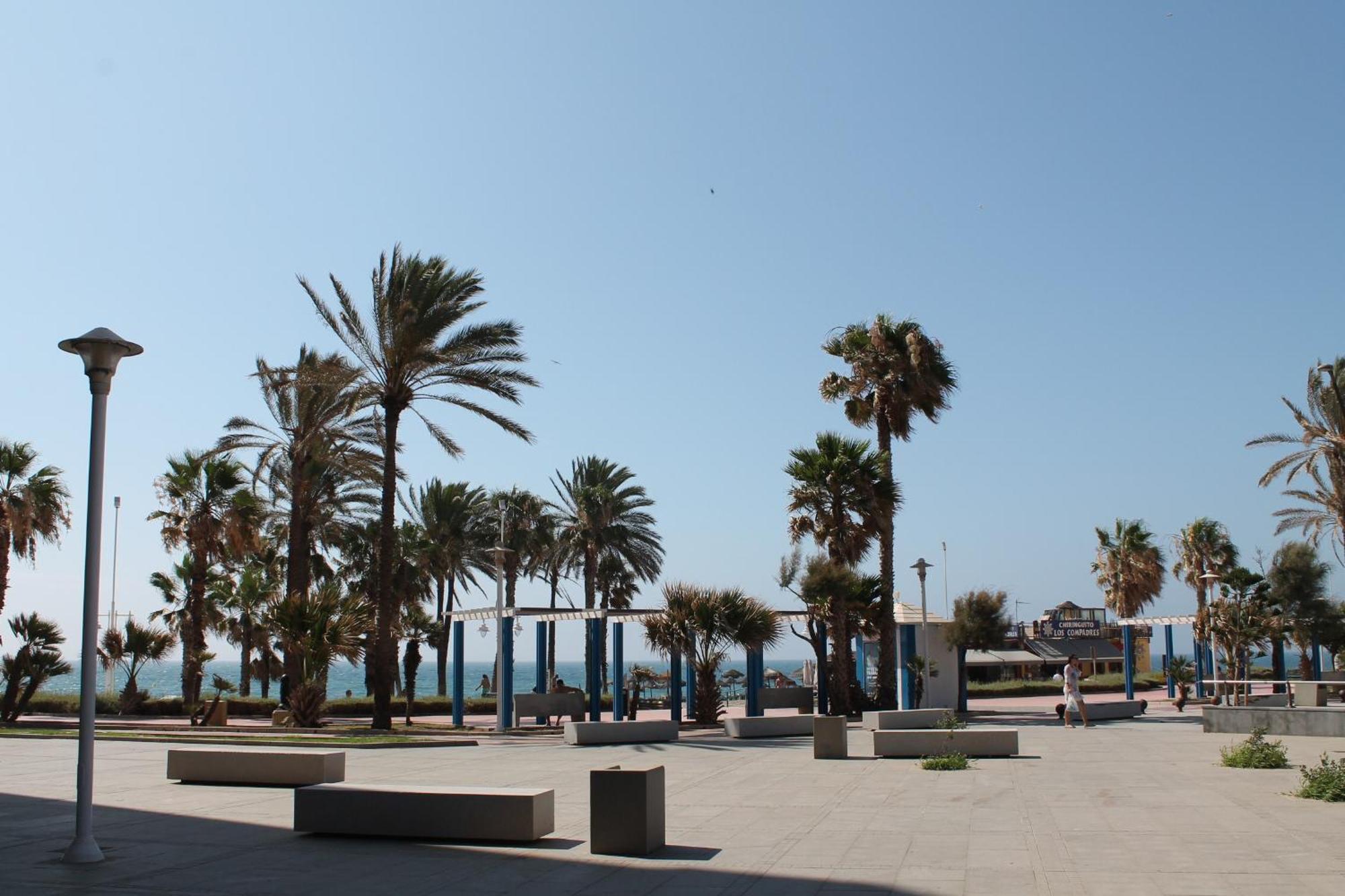 Apartamento Paseo Maritimo Málaga Exterior foto